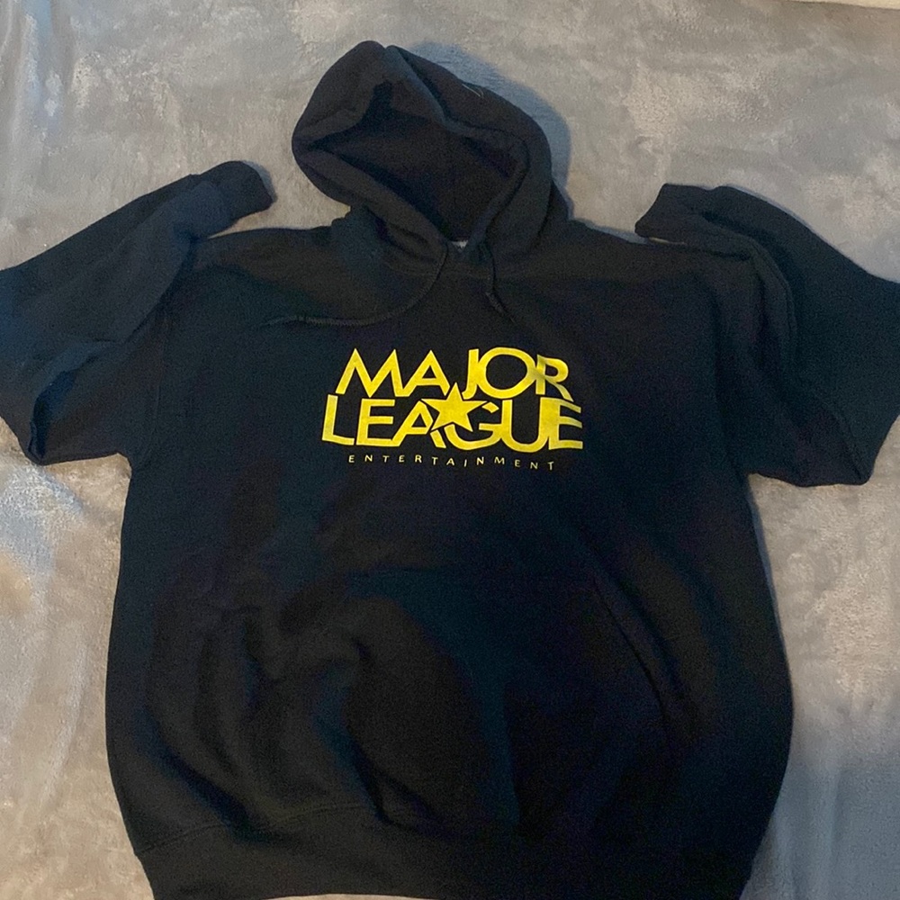 Brand new! heavy blend! medium size mens Hoody.